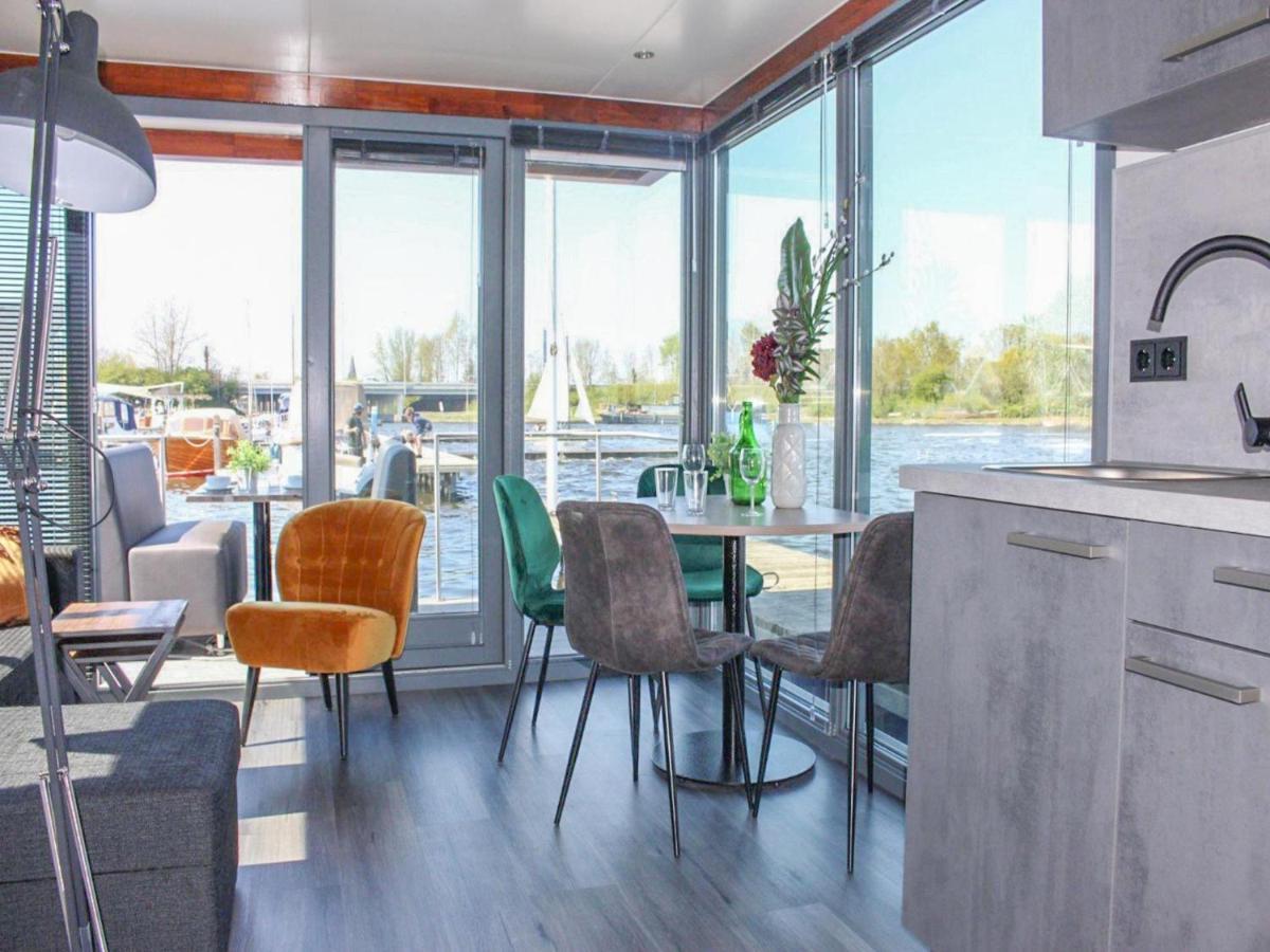 ホテル Tiny Houseboat Parel I - Airco Uitgeest エクステリア 写真