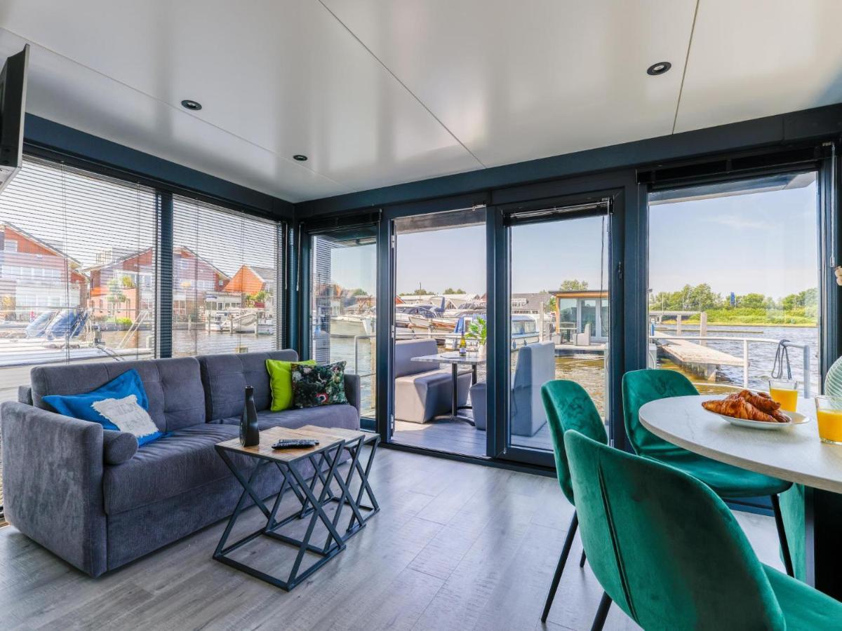 ホテル Tiny Houseboat Parel I - Airco Uitgeest エクステリア 写真